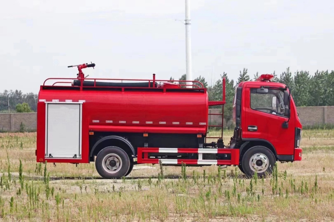 fire truck tanker (3)