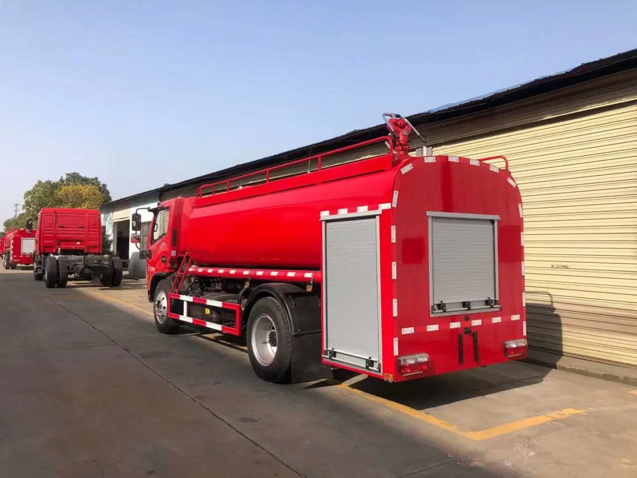 fire truck tanker (6)