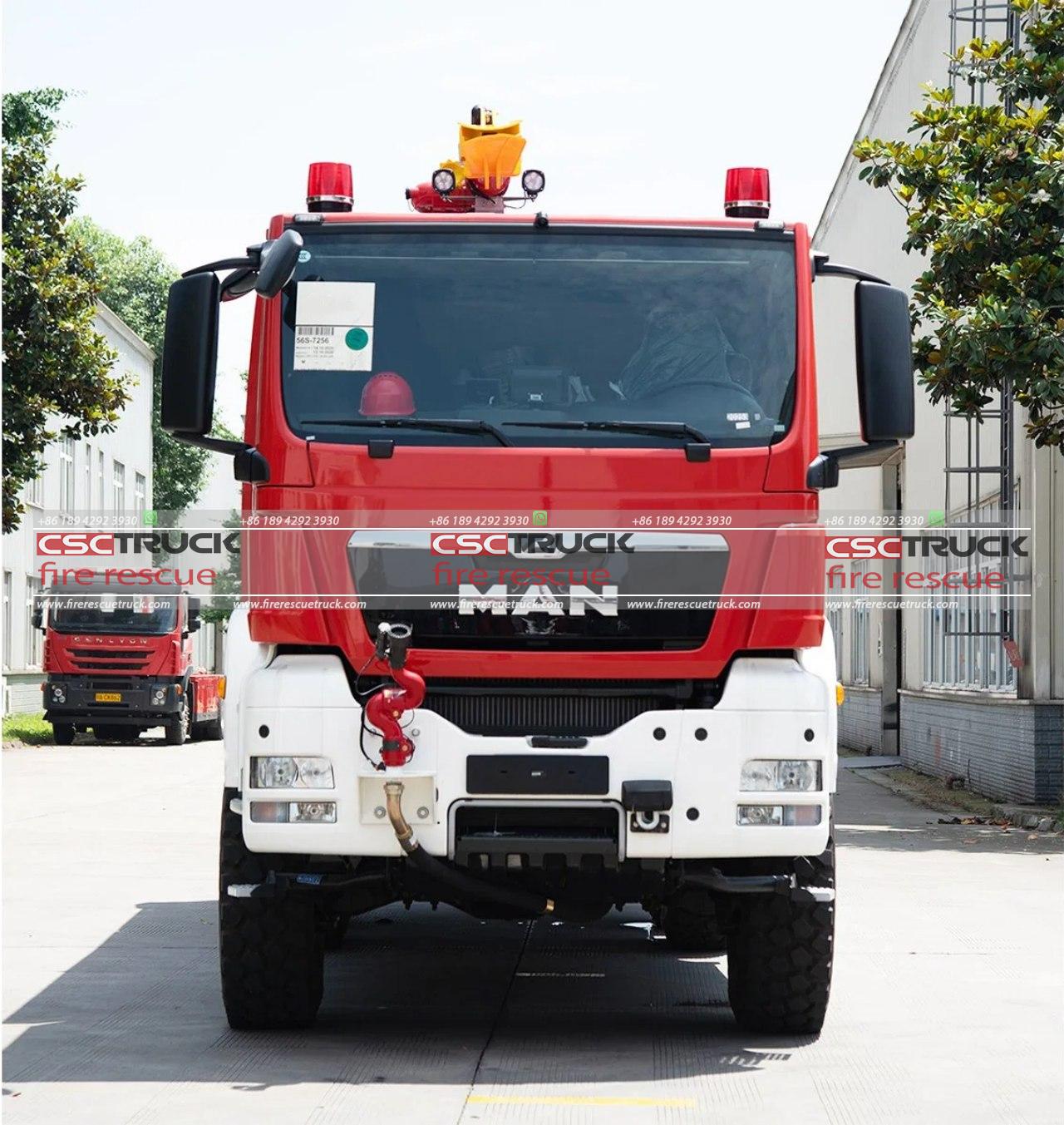 Airport Rescue Fire Fighting Truck (3)