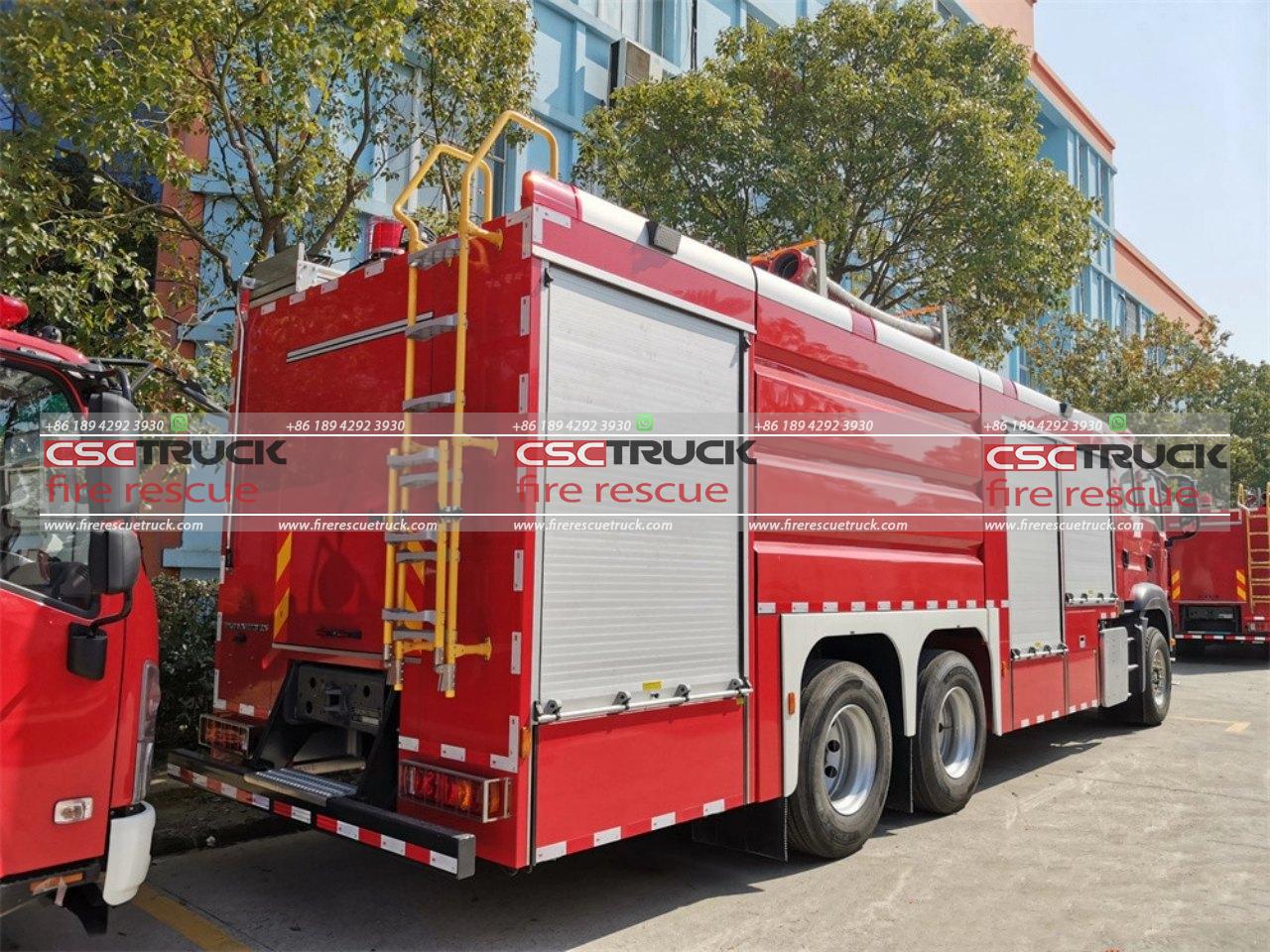 Water Foam and Dry Power Combined Fire Truck (3)