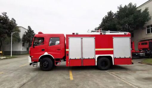 4x4 6000 Liters Small Water Fire Truck (3)