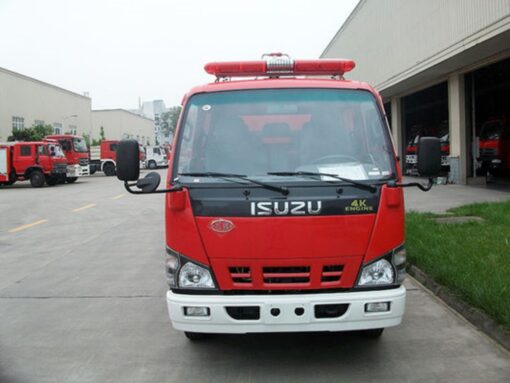 ISUZU 2000 Liters Small Fire Engine (2)