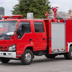 ISUZU 2000 Liters Small Fire Engine