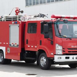 ISUZU 3000 Liters Water Tanker Small Fire Truck