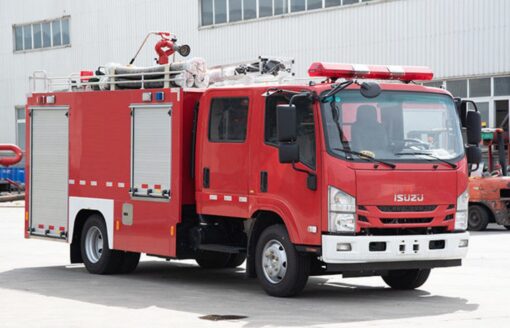 ISUZU 3000 Liters Water Tanker Small Fire Truck