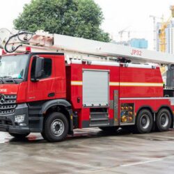 Benz 32M Water Tower Aerial Fire Truck (3)