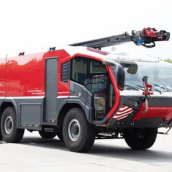 Electric 6x6 Airport Rescue Fire Fighting Truck (2)