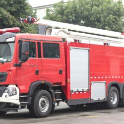 HOWO 20M Water Foam Tower Fire Truck