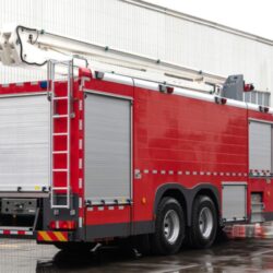 HOWO 20M Water Foam Tower Fire Truck (3)