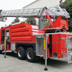 HOWO 32M Aerial Ladder Fire Fighting Truck (2)