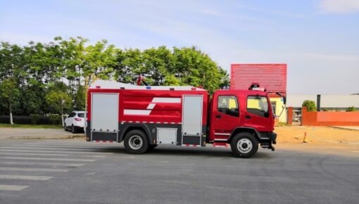 ISUZU FVR 8CBM Foam Fire Truck (4)