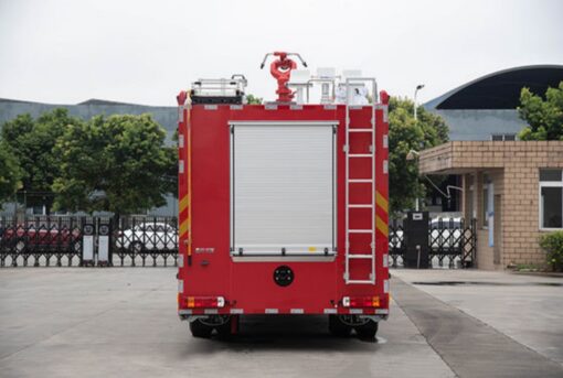 IVECO 4000 Liters Water Foam Fire Truck (3)