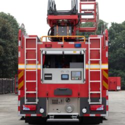 MAN 18M Aerial Ladder Fire Truck (4)