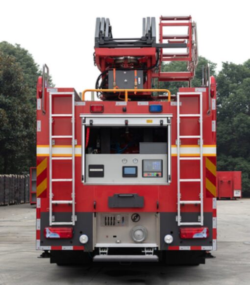 MAN 18M Aerial Ladder Fire Truck (4)