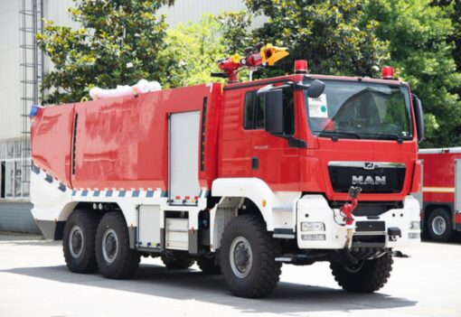 MAN 6x6 Airport Rescue Fire Fighting Truck (2)