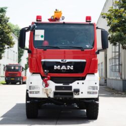 MAN 6x6 Airport Rescue Fire Fighting Truck (3)