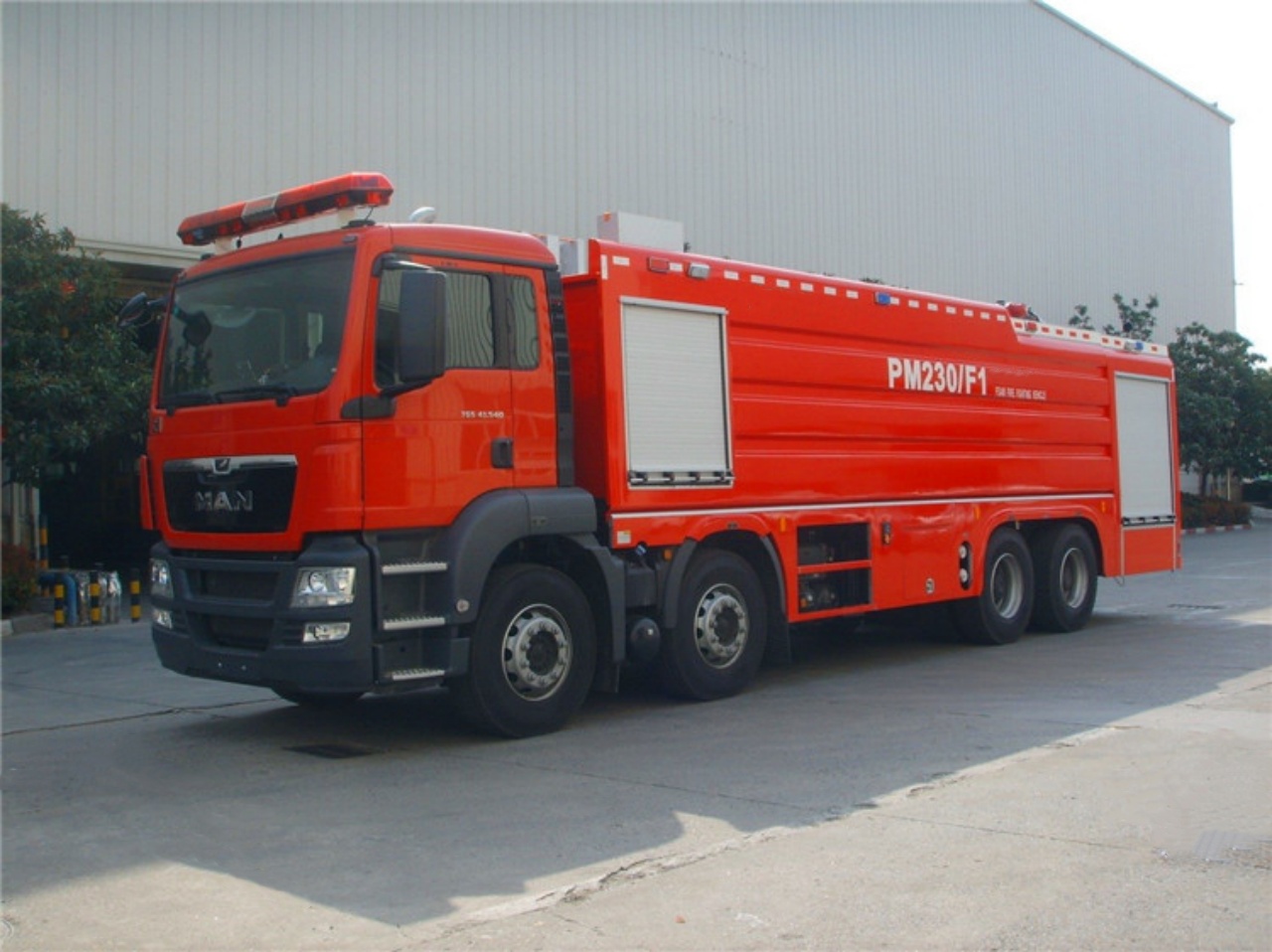 MAN 23Ton Foam Fire Engine (2)