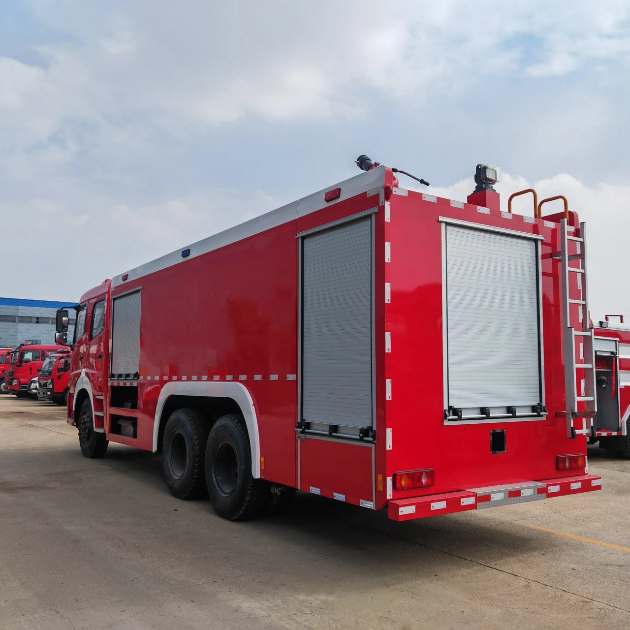 10 Wheelers 19000 Liters Pumper Fire Fighting Truck (5)