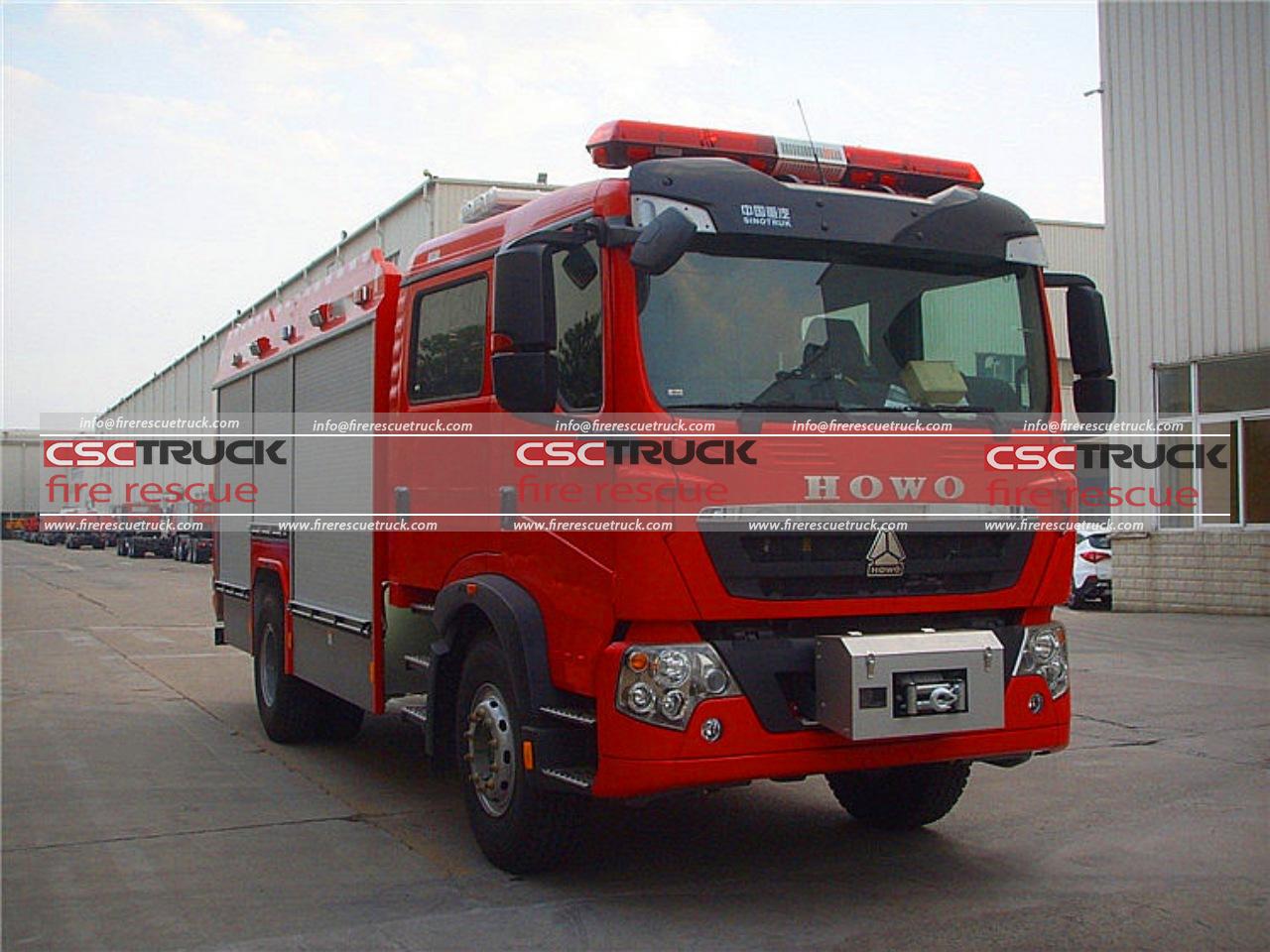 HOWO 5Ton Foam Fire Truck (2)