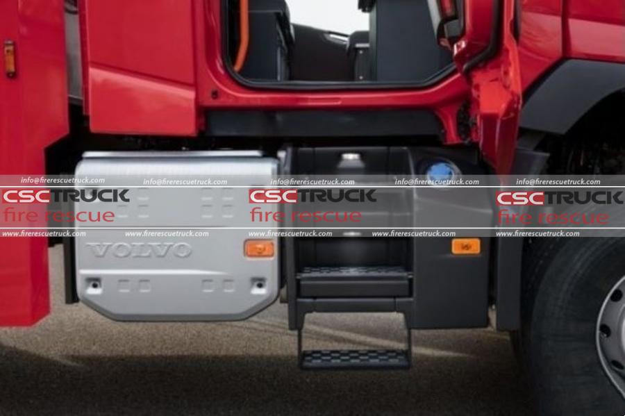 Seats 8 Crew Members In-Depth Overview of the Volvo FMX Fire Truck (12)