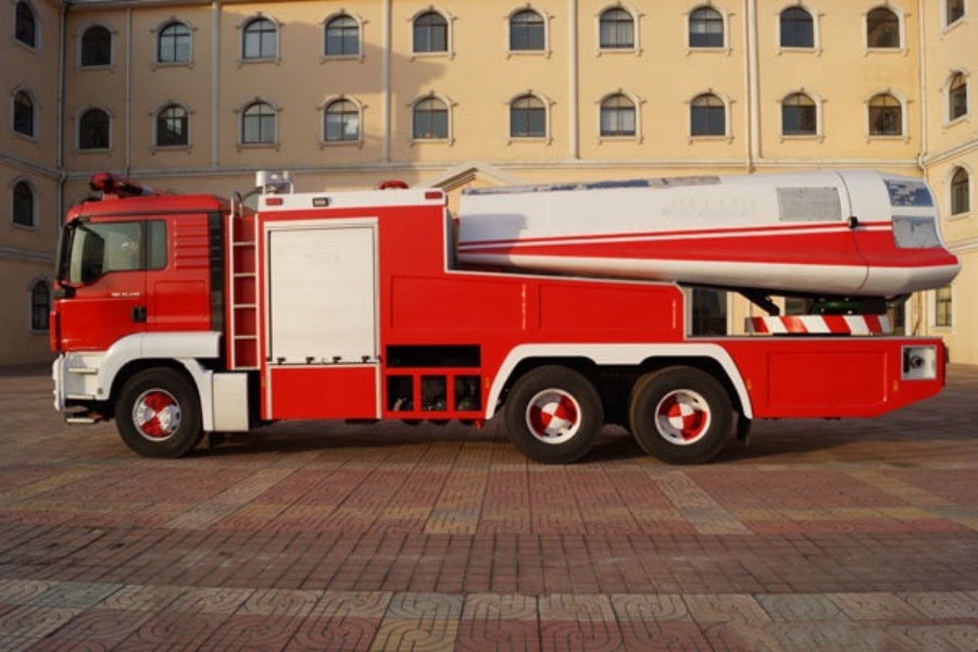 Turbofan Fire Truck (2)