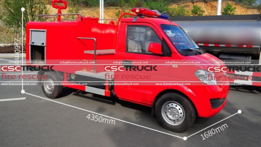 Dongfeng Single-Axle Small Water Tanker Fire Truck, the Alleyway Elf! (2)