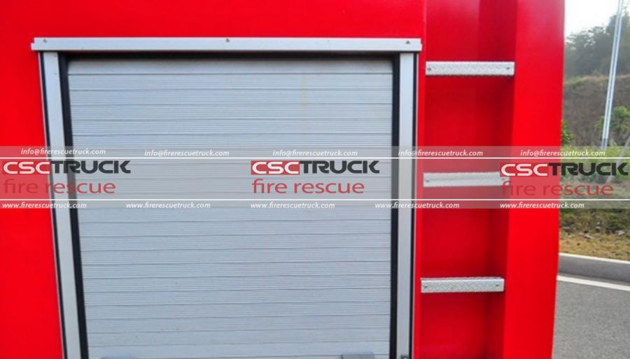 Dongfeng Single-Axle Small Water Tanker Fire Truck, the Alleyway Elf! (7)