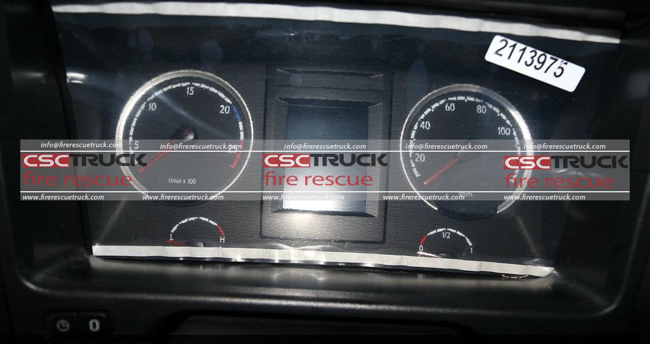 High-capacity Water Foam Fire Truck with Dedicated 8x4 Scania R620 V8 Chassis (10)