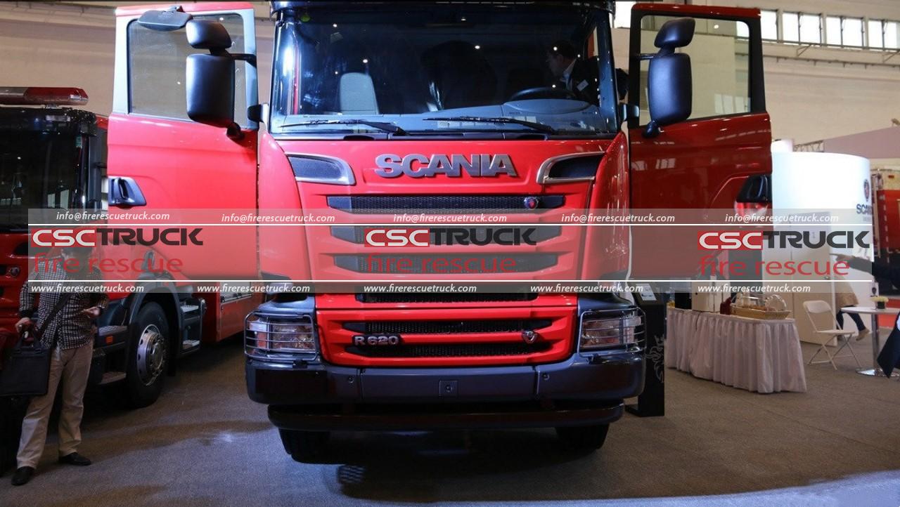 High-capacity Water Foam Fire Truck with Dedicated 8x4 Scania R620 V8 Chassis (15)
