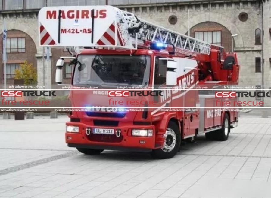 Modellino Camion Dei Pompieri IVECO 150 E In Scala 1/43, IXO, Con