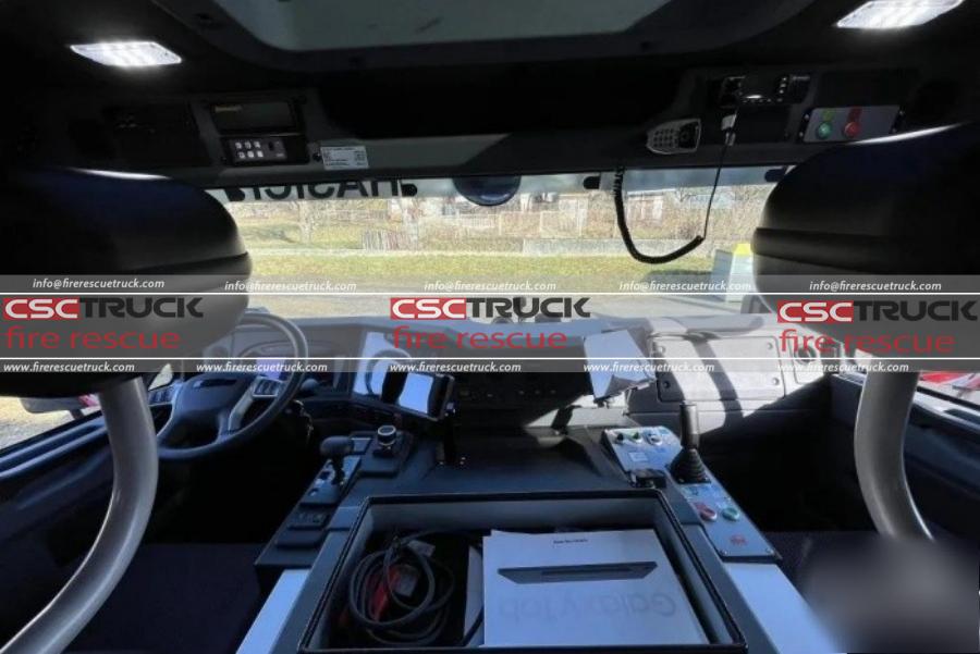 Czech Firefighting New Force 3rd-Generation Tatra Force Wildland Fire Truck (10)