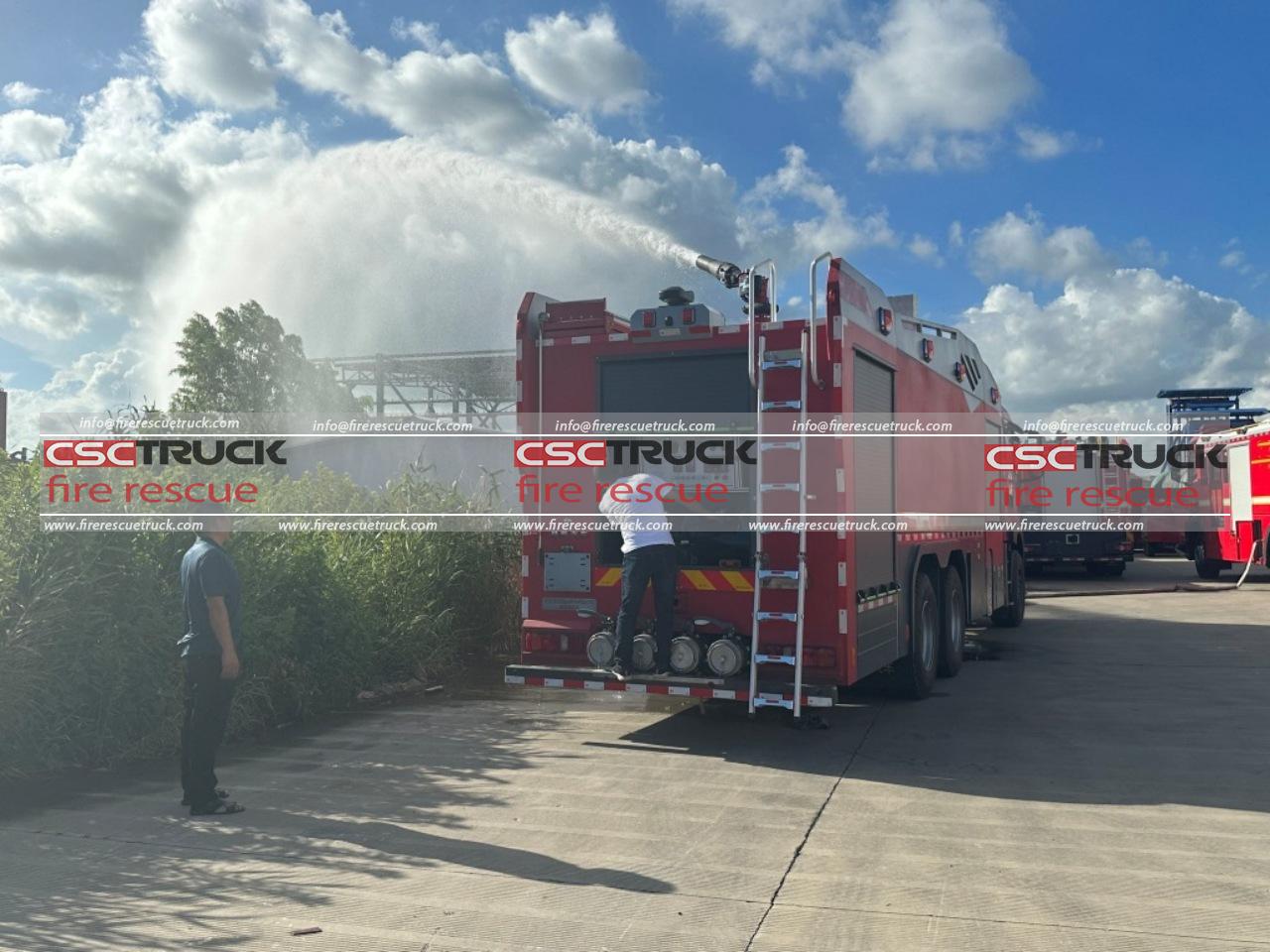 HOWO 15000L Water Foam Fire Truck (4)