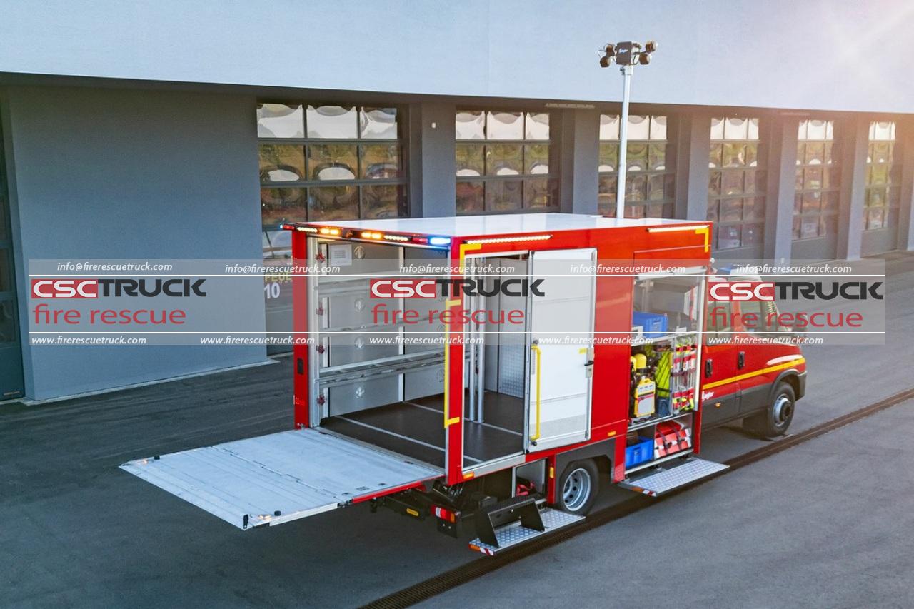 IVECO Mini Pumper Fire Truck (5)