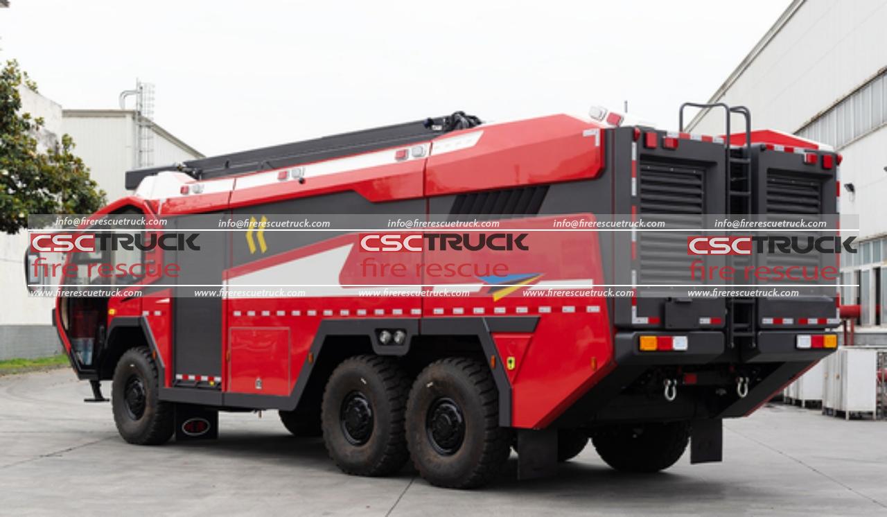 6WD Airport Rescue Fire Fighting Truck (3)