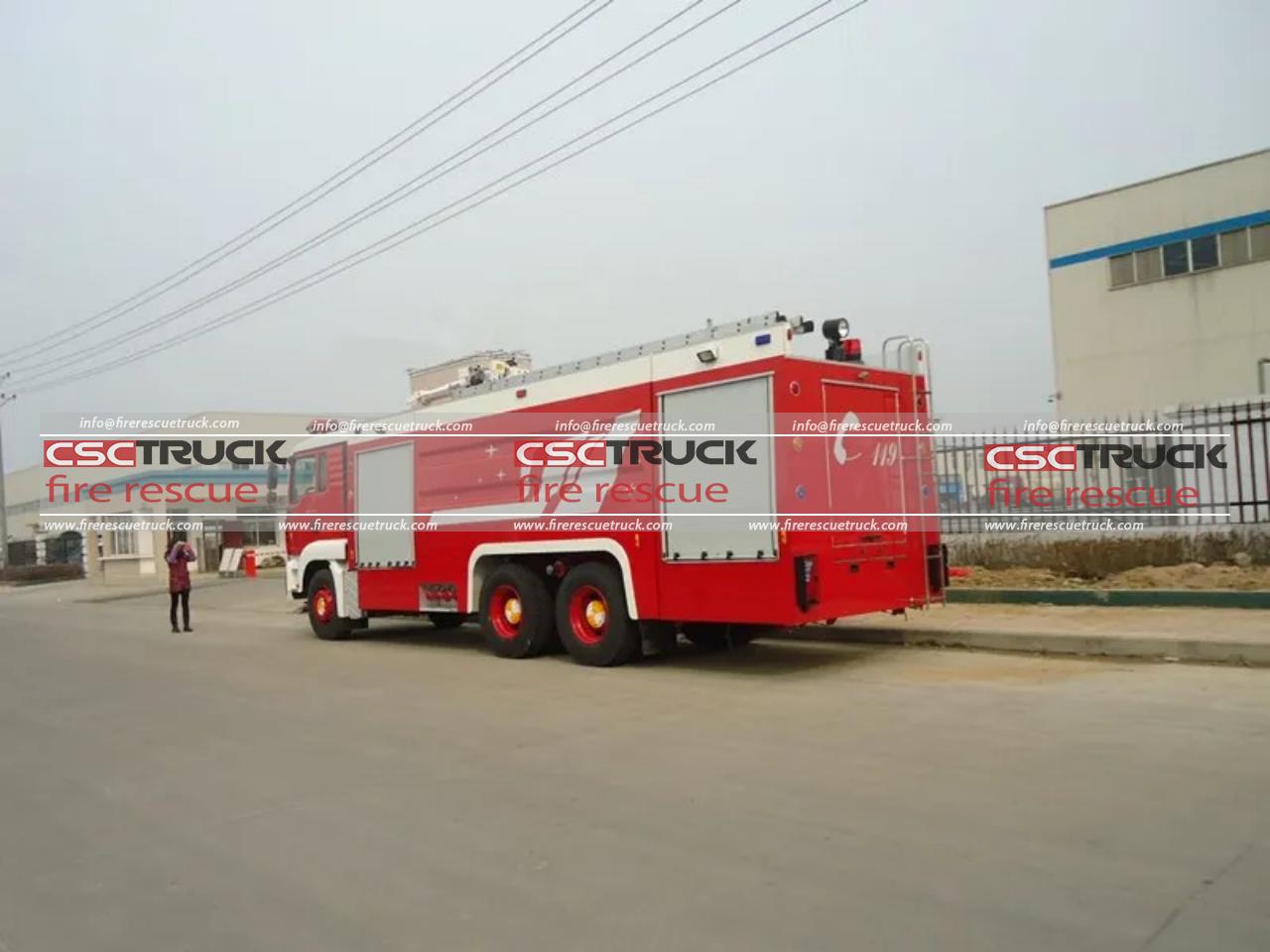 MAN 8000L Airport Rescue Fire Truck (4)