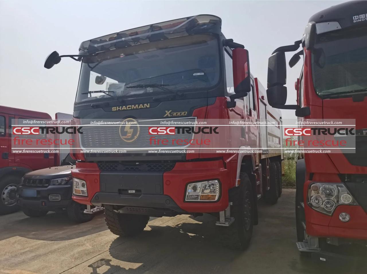 SHACMAN X3000 6x6 10000L Pumper Fire Apparatus (3)